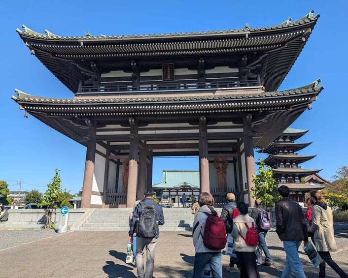 Picture 5 for Activity Nagoya: Kakuozan guided tour w/Incense Ceremony Experience