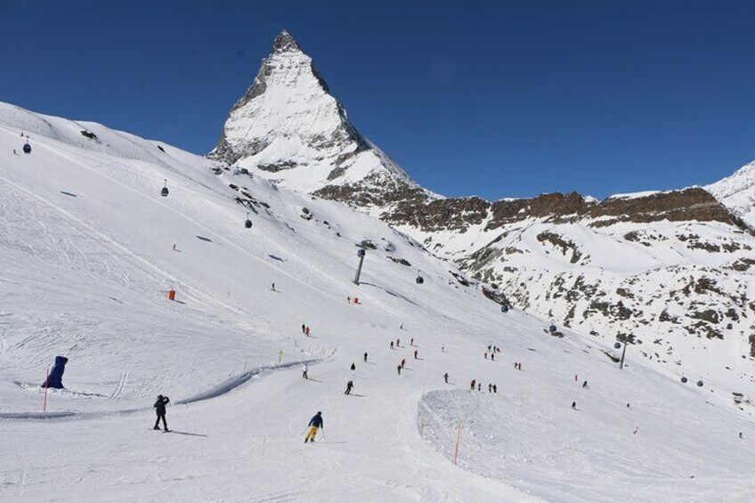 skiing with views on the Matterhon