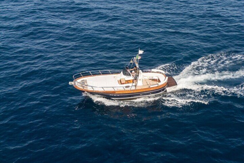 Private Boat Tour through the Crystal Clear Waters of Capri