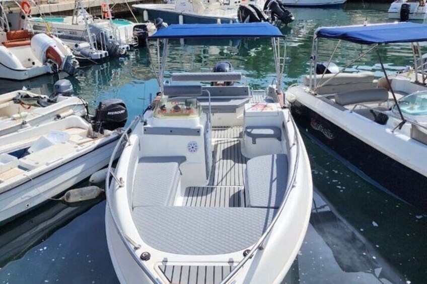 Saranda: Boat Tour to Hidden Caves and Beaches with snorkelling.