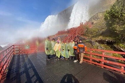 Cave of the winds skip the ticket line Tickets with walking tour