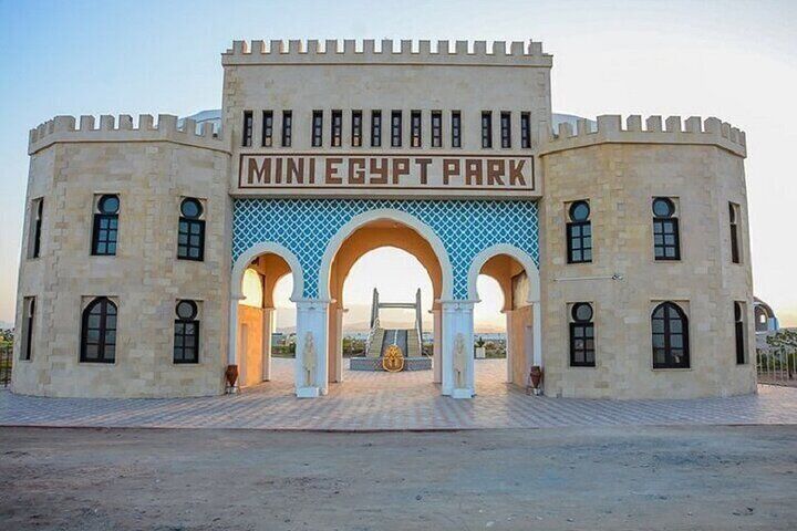 Mini Egypt Tour in Open Museum with Transfer - Hurghada
