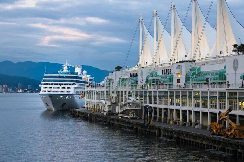 Post Cruise Vancouver Private Car Tour 