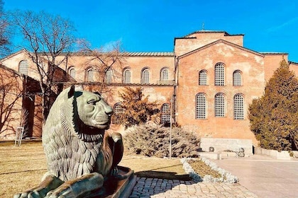 Sofia City Tour with National History Museum