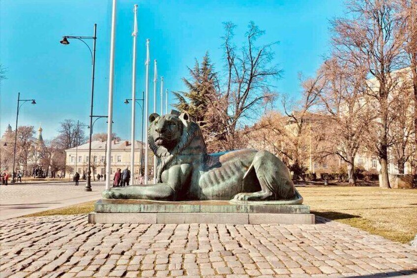 Sofia City Tour with National History Museum