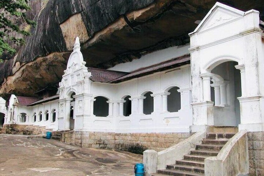 Kandy to Sigiriya Tuk Tuk Safari