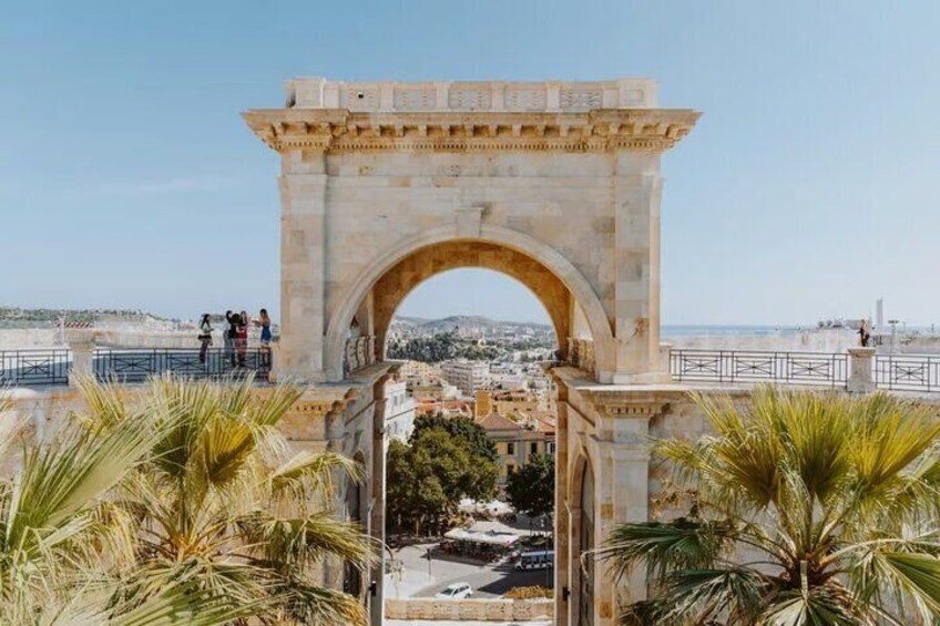 Historical and Gourmet Walking Tour in Cagliari from Cruise Port