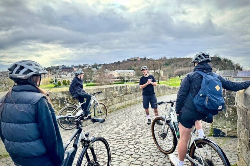 Stuart's Bike and E Bike Tour of Historic Stirling and Beyond