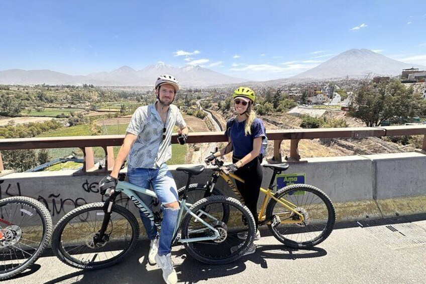 Small Group Bicycle Tour from Arequipa 