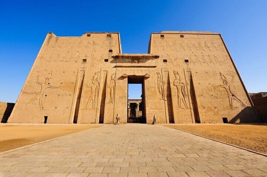 Private Day Trip to Kom Ombo and Edfu Temples from Aswan