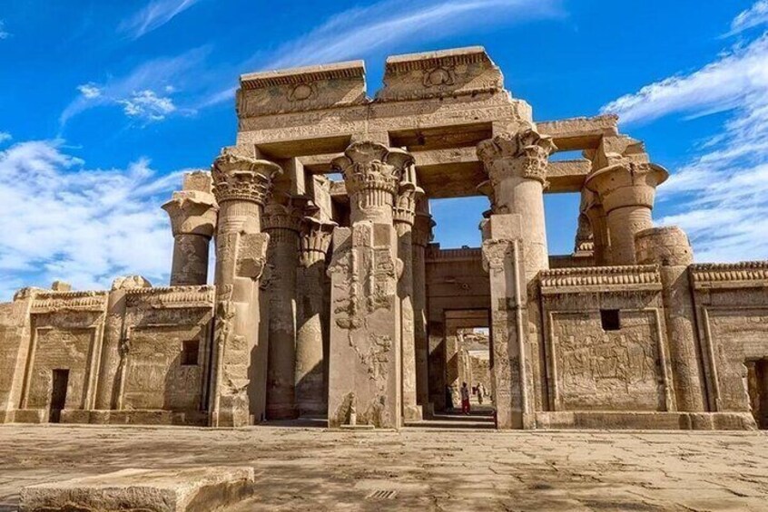 Private Day Trip to Kom Ombo and Edfu Temples from Aswan