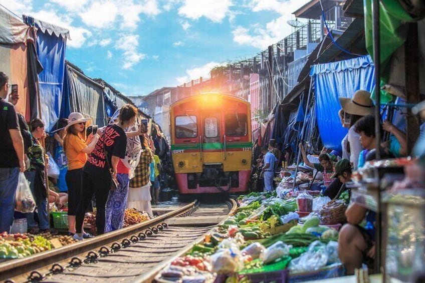 Luxury Heritage Market Hop on Hop Off Tour