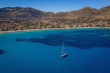Palermo: Mondello Boat Tour - Isola delle Femmine with Drink