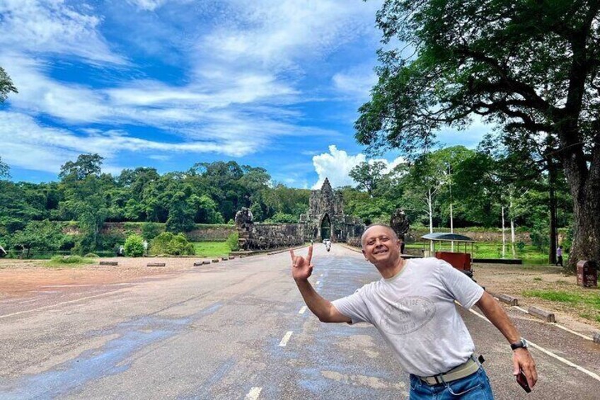 1Day Express Tour From Phnom Penh to Siem Reap Angkor and Back