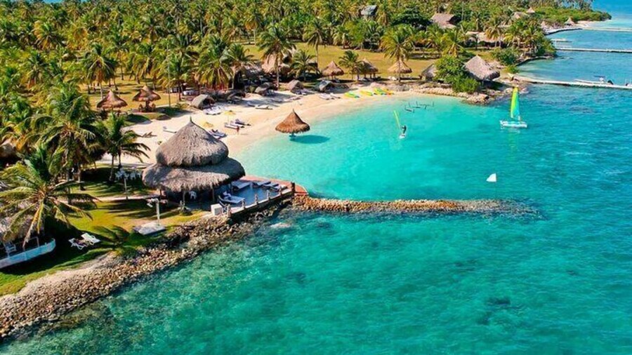 Visit 3 Mucura Tintipan Islands and Santa Cruz from Cartagena