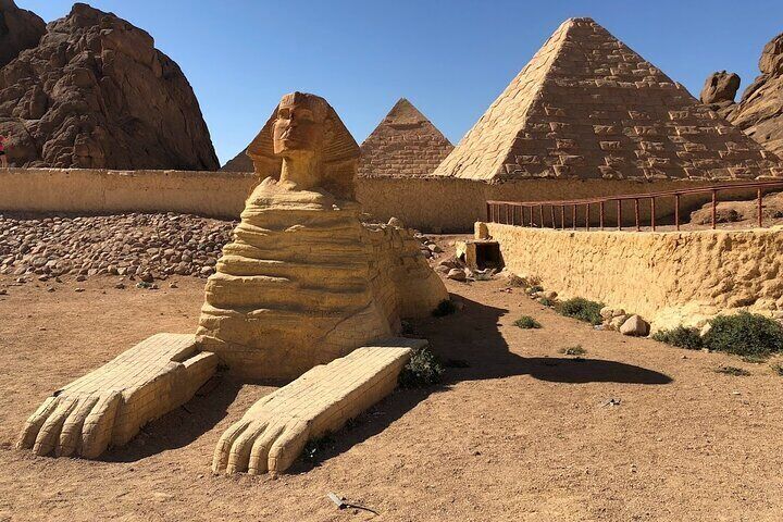 Artificial Pyramid Close-up – A clear, high-quality image of the pyramid to highlight its uniqueness.