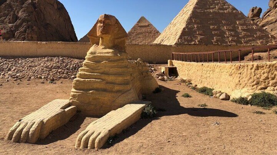 Artificial Pyramid Close-up – A clear, high-quality image of the pyramid to highlight its uniqueness.