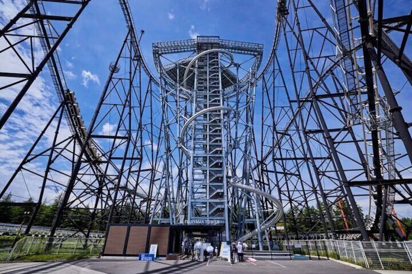 mix of thrill, horror, anime, and natural beauty, Fuji-Q Highland is a true theme park!