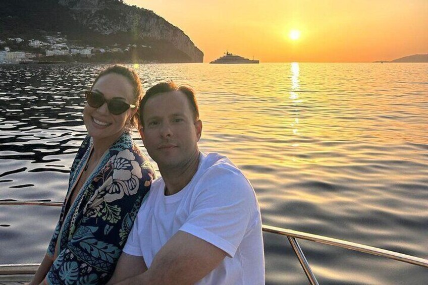 Sunset couple experience