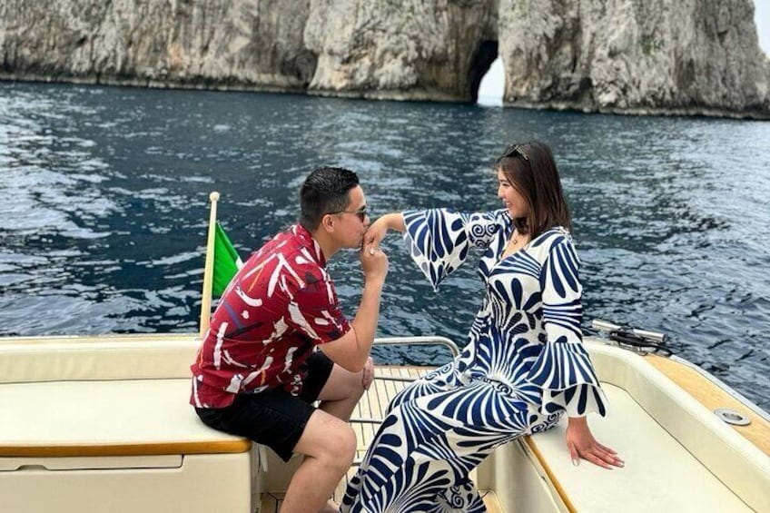 Proposal in Capri . 