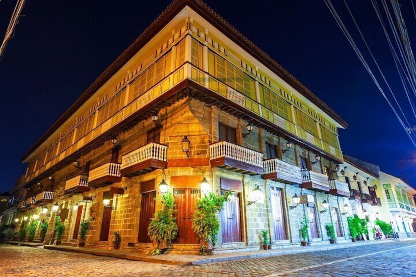 Manila Historical Highlights Private Half Day Tour