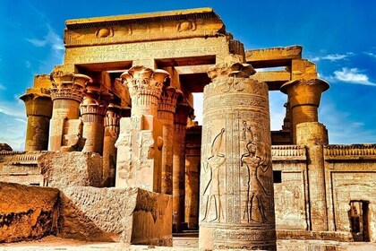 Aswan to Luxor: Ancient Wonders Tour with Kom Ombo Temple Stop