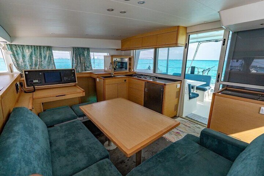 7hrs 42ft Luxury Catamaran Private Charter Cancun to Isla Mujeres