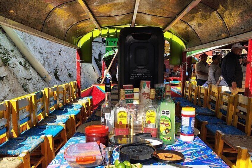 Private Mexican Floating Fiesta on Xochimilco Canals