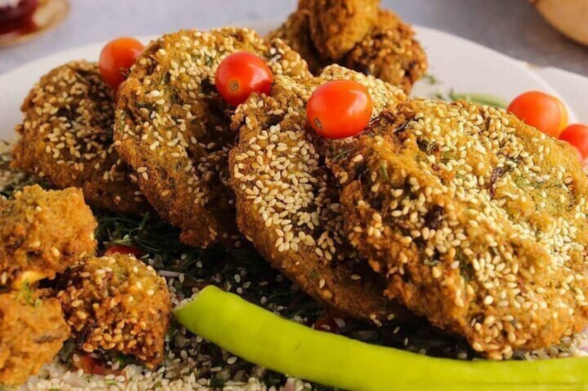Cairo Downtown Food Tour with khan Elkhalili Market Visit