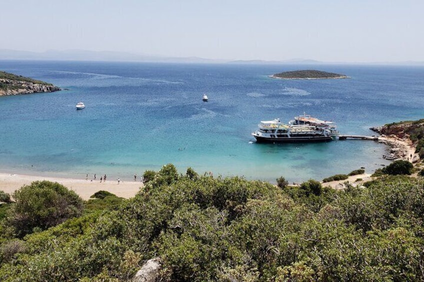 Island and Bays Boat Tour from Izmir with Lunch