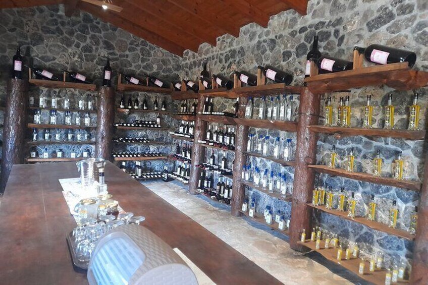 Tasting lounge