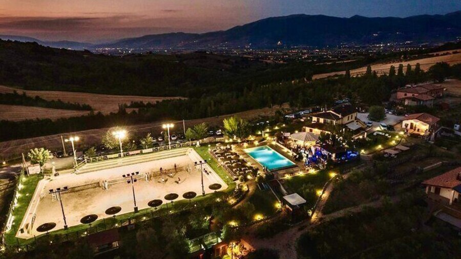 Umbrian Sports Gastronomic Tour, Padel Tennis and Cooking Course