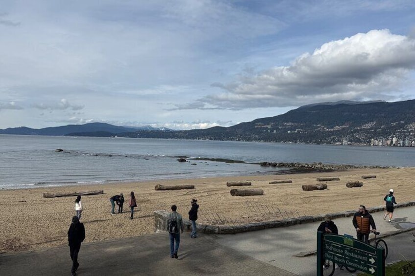 Stanley Park VIP Car Tour – More Comfort, More Sights, Less Cost