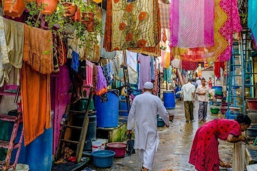 Best Mumbai Private Dhobi Ghat Laundry & Slum Tour with Pickup