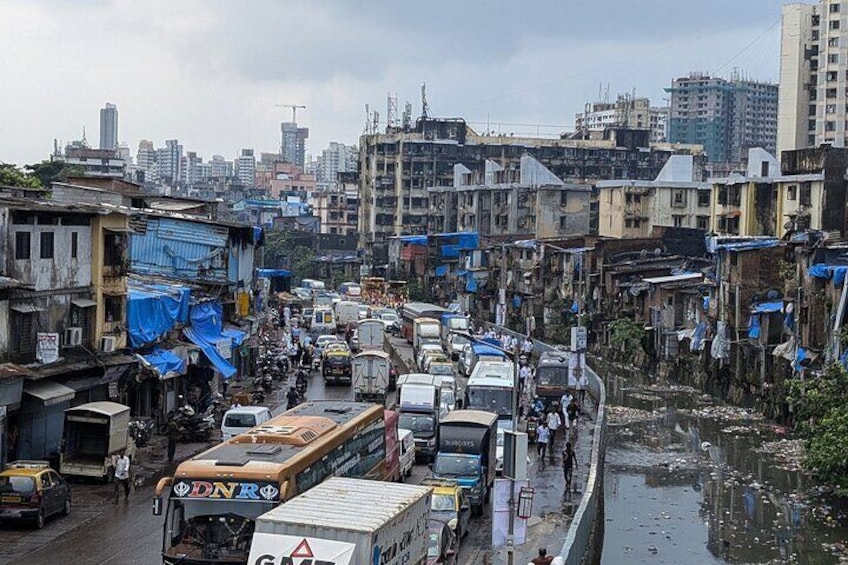 Best Mumbai Private Dhobi Ghat Laundry & Slum Tour with Pickup