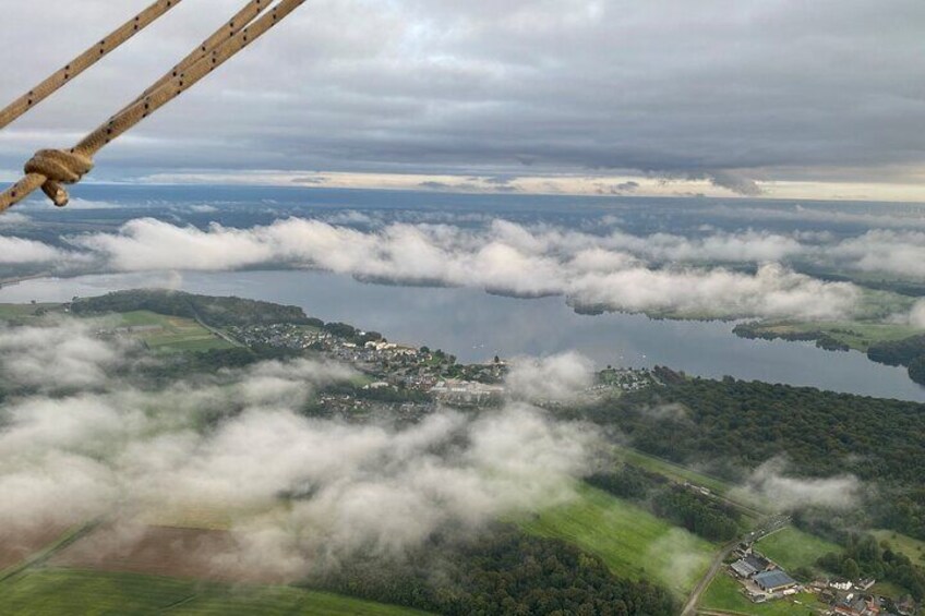 Hot air balloon flight Cerfontaine Lakes of the Hour
