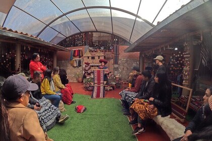 Sacred Valley and Machu Picchu 2-Day Tour from Cusco