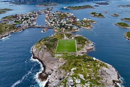 Private 3 Days Lofoten Islands Tour