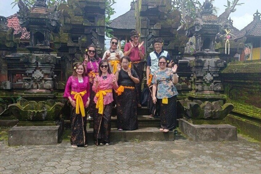 Family picture in front of family temple