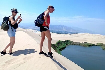 Moron绿洲徒步和沙盘的乐趣冒险 