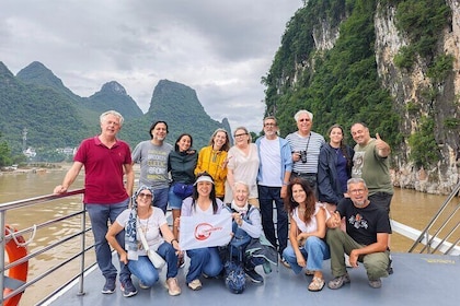1 Day Relaxing Guilin Li River Cruise and Yangshuo Private Tour