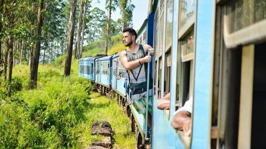 Kandy to Ella Train Tickets.