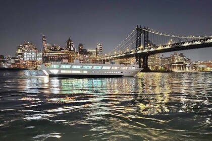 NYC Sunset Cruise: Live Music, Cocktails & Unforgettable Views