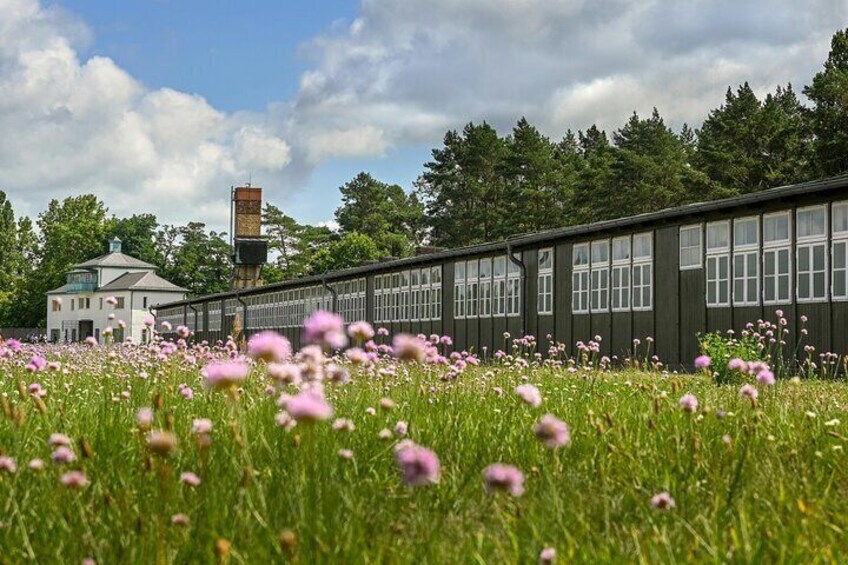 Private 5-Hour Tour: Sachsenhausen Memorial from Berlin