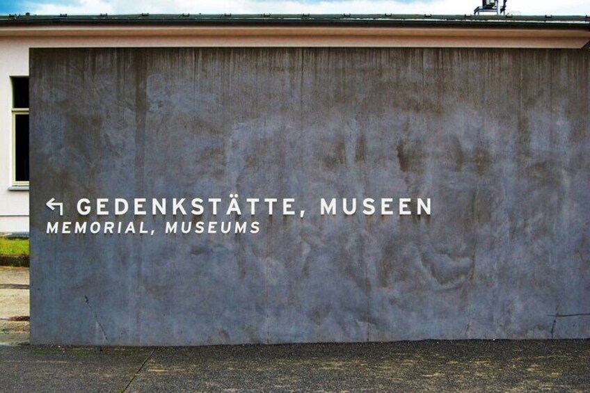 Private 5-Hour Tour: Sachsenhausen Memorial from Berlin