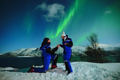 Northern Lights Private Tour with Hotel Pickup and Free photo