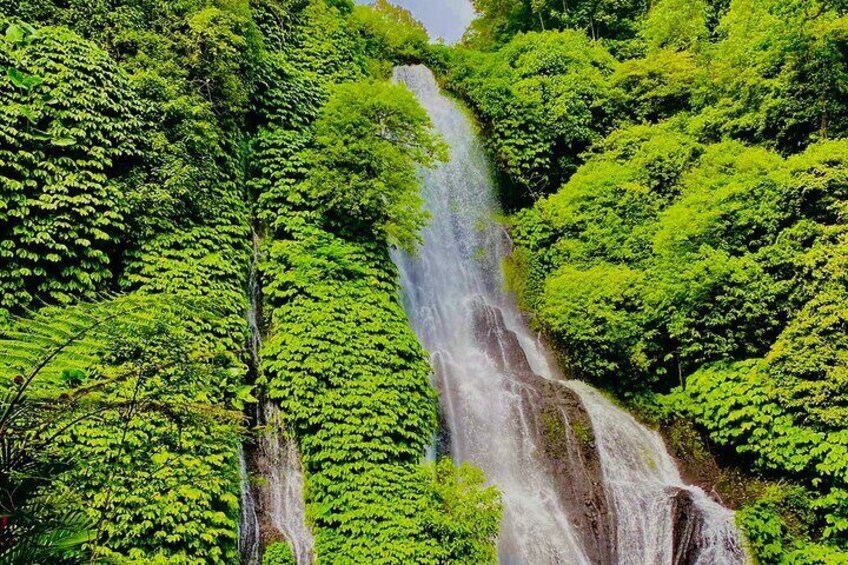 Banyumala twin waterfalls