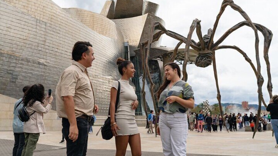 Bilbao, Guggenheim & Gaztelugatxe from Biarritz