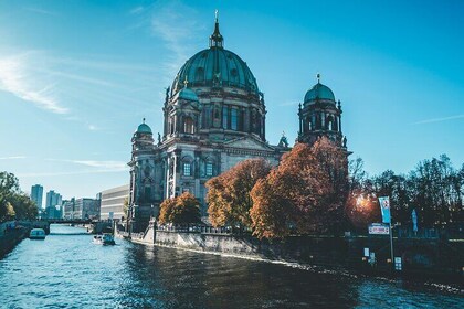 Berlin and Potsdam 10 Hour City Tour