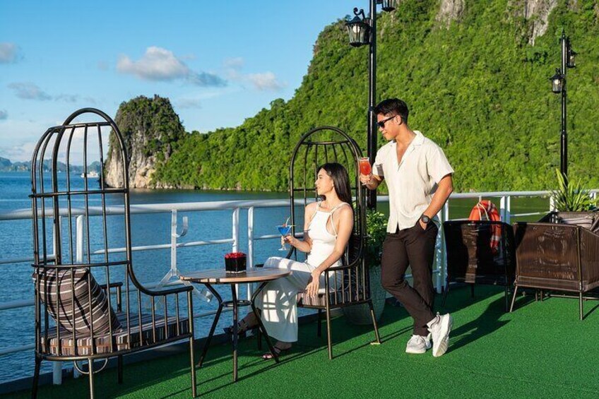 Carnival Cruises Halong Bay: 5-Star Day Cruise, Caves, Kayak & Lunch